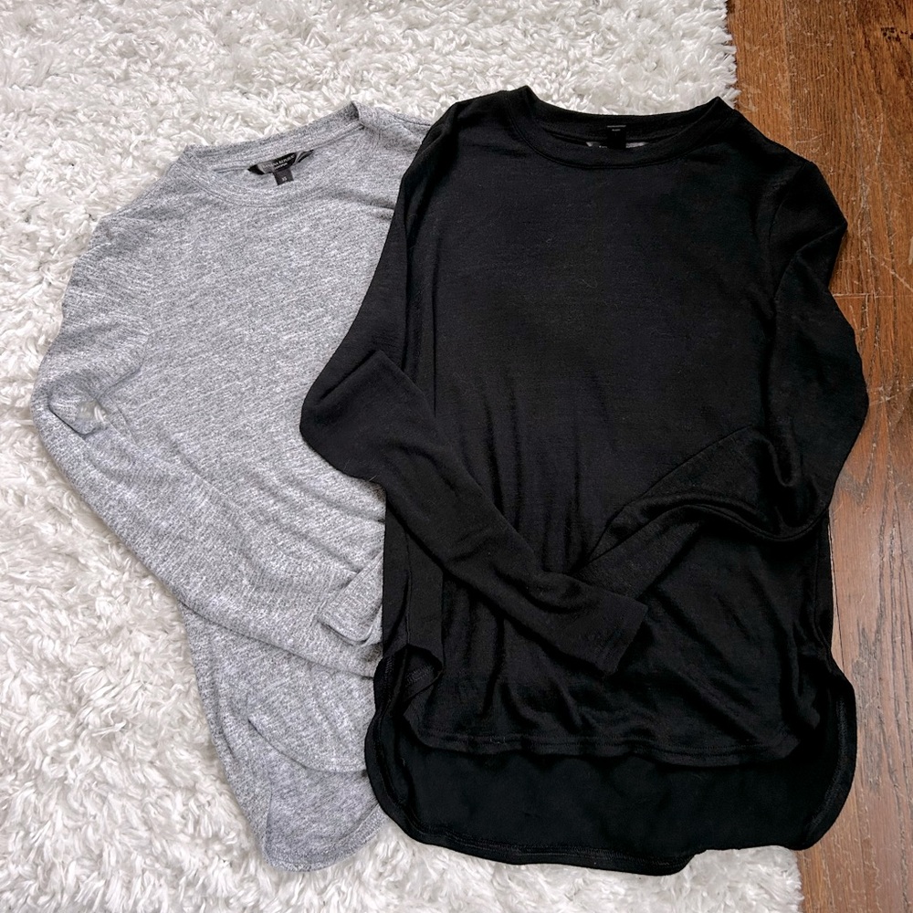 BUNDLE OF 2 BANANA REPUBLIC LUXE SPUN TOPS